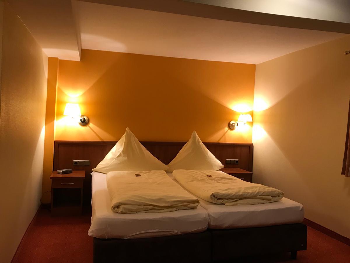 Schlossstuben Hotel Büdingen Zewnętrze zdjęcie